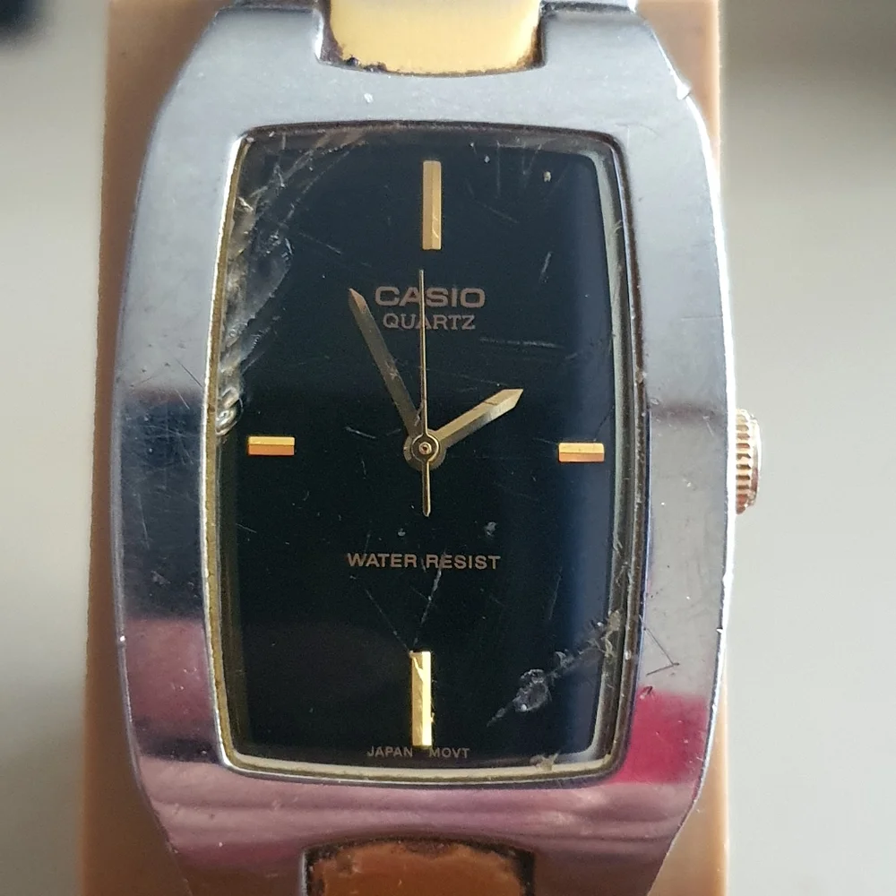 10/$20 Casio MTP-1165 Silver/Goldtone Stainless Steel Men's Watch